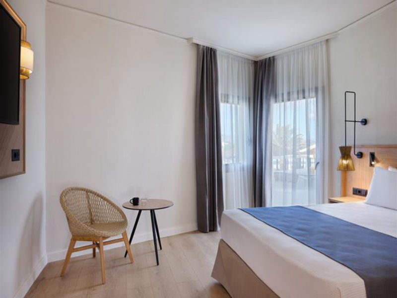 Atlantica Ocean Beach Resort
