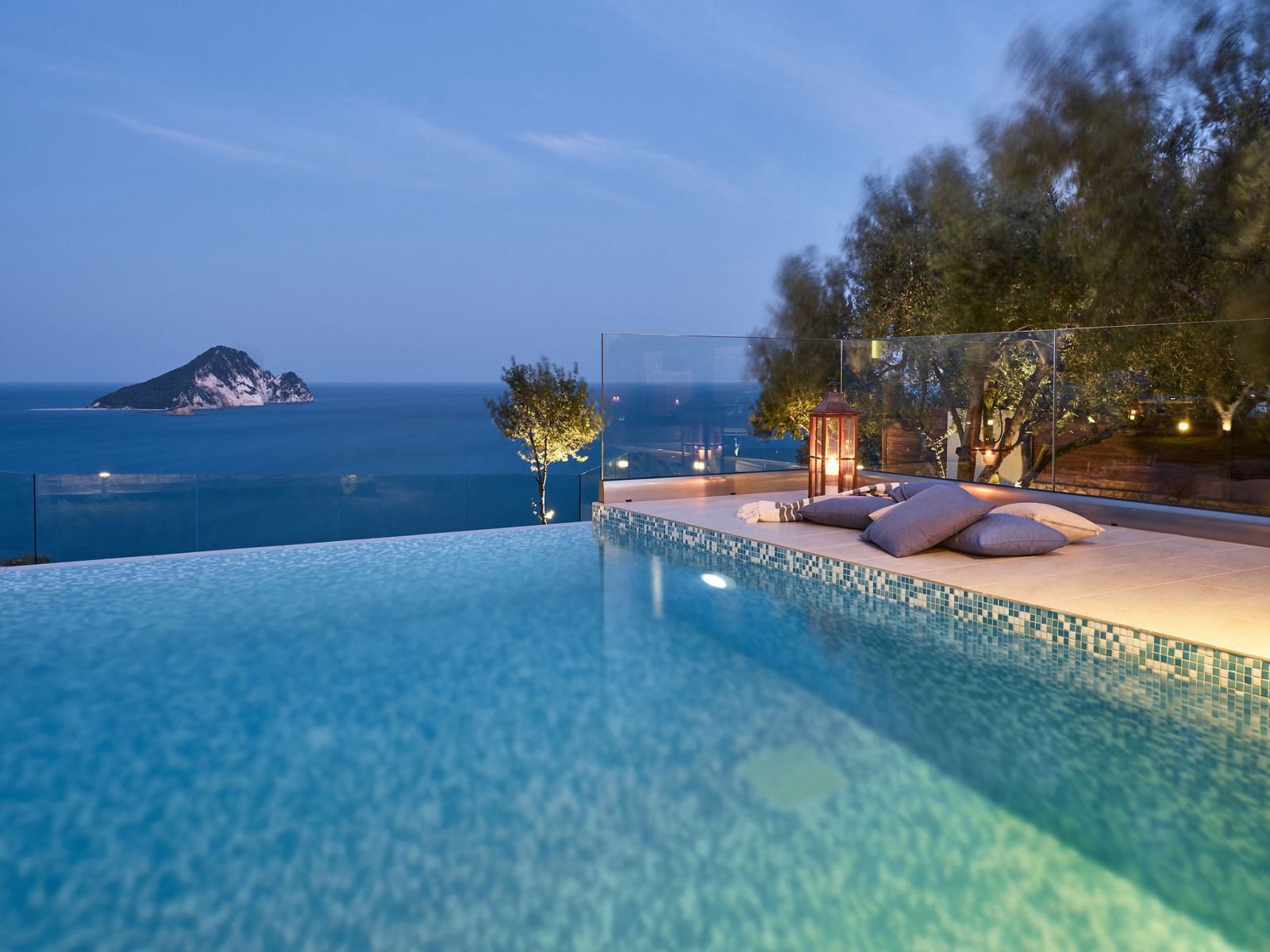 Avra Villa