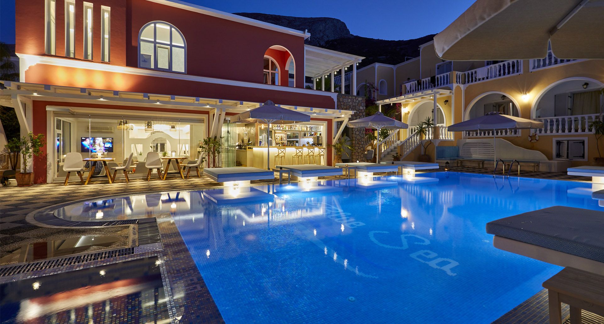 Blue Sea Hotel