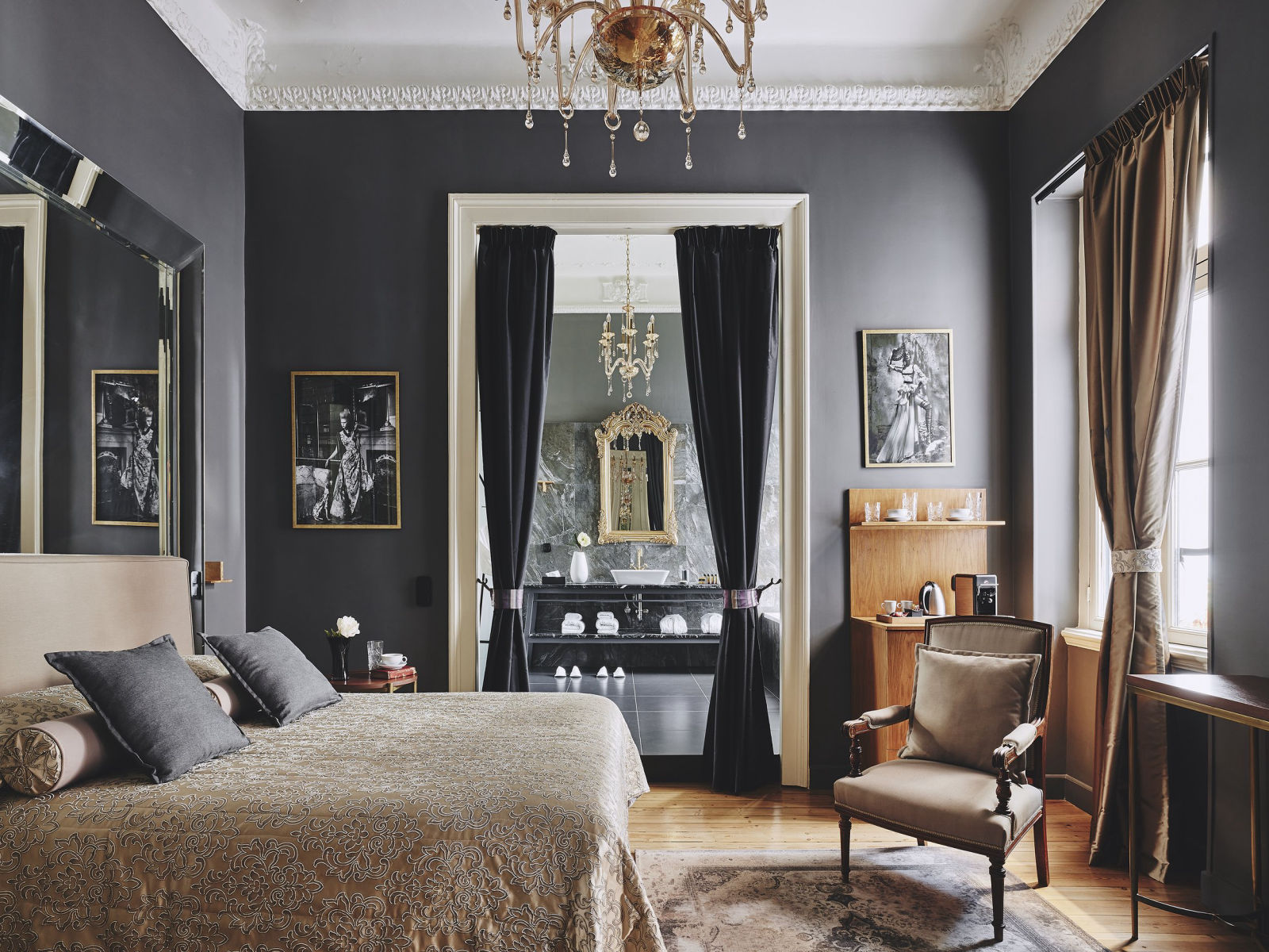 Bohemian Suites Athens - Maison Hotel  Adults Only