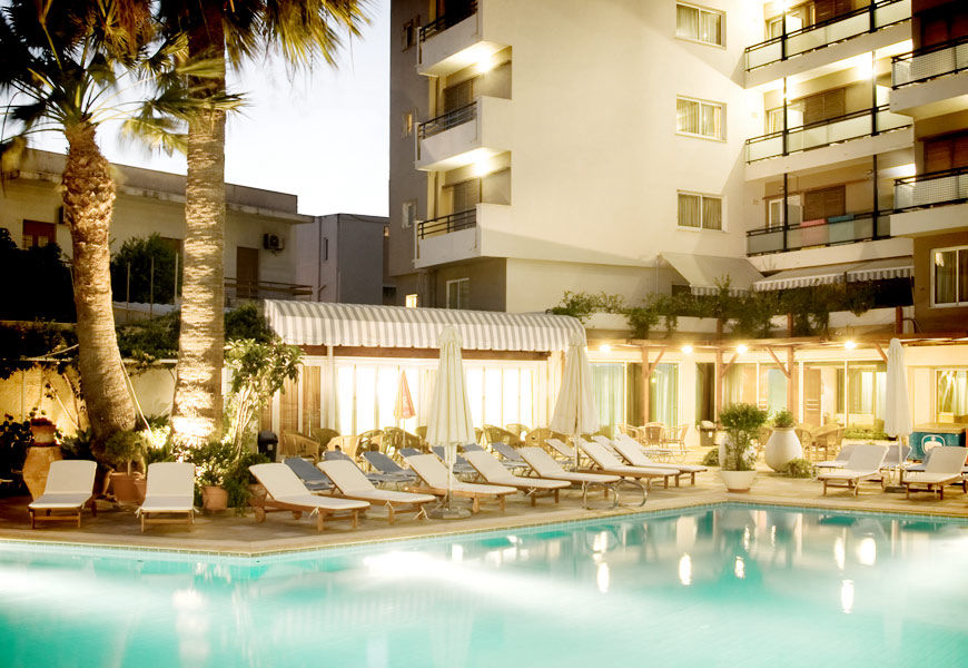 Best Western Plus Plaza Hotel
