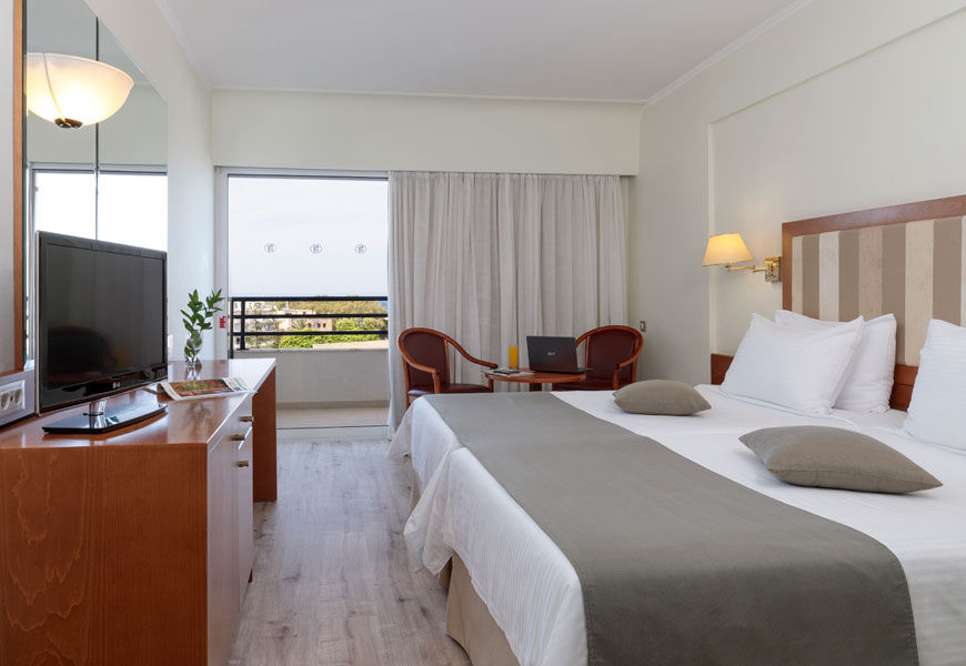 Best Western Plus Plaza Hotel