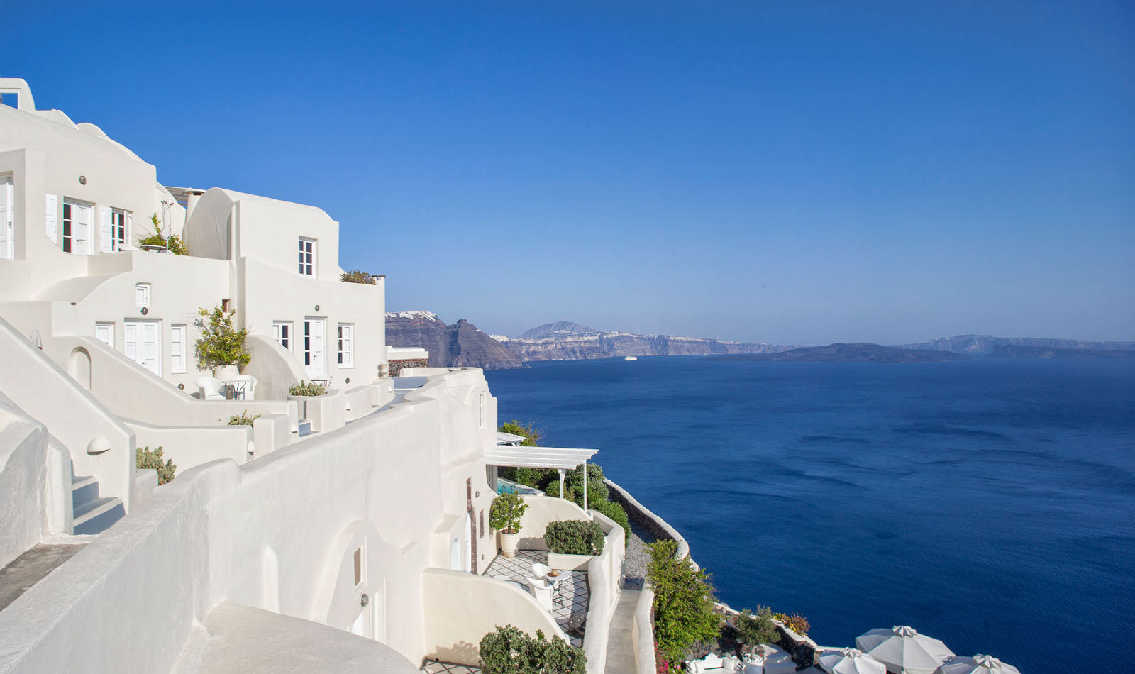 Canaves Oia Suites