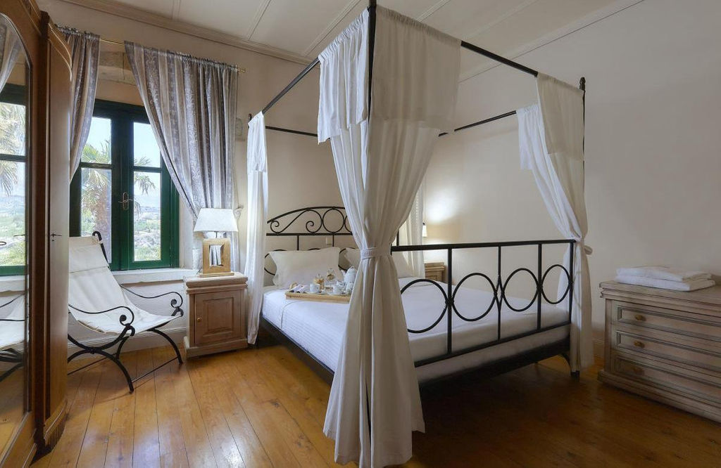 Castello Villa Daphnes