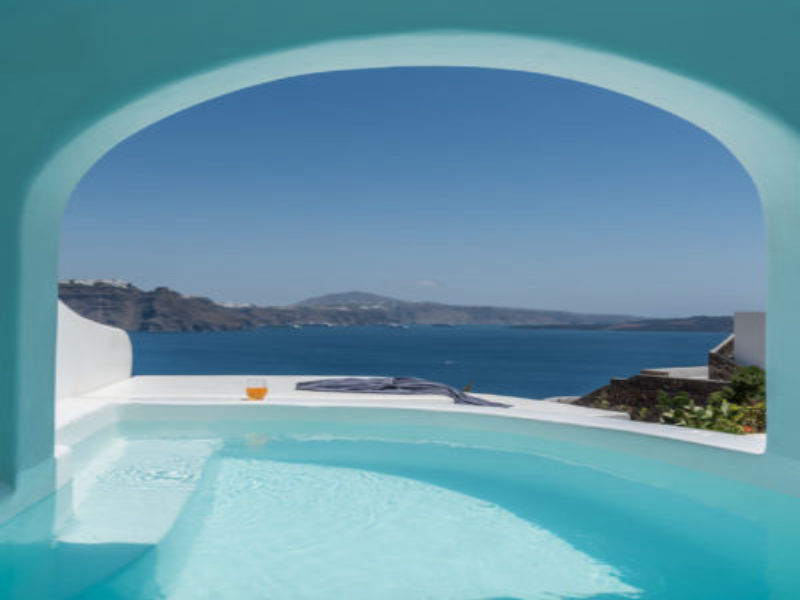Chelidonia Luxury Suites