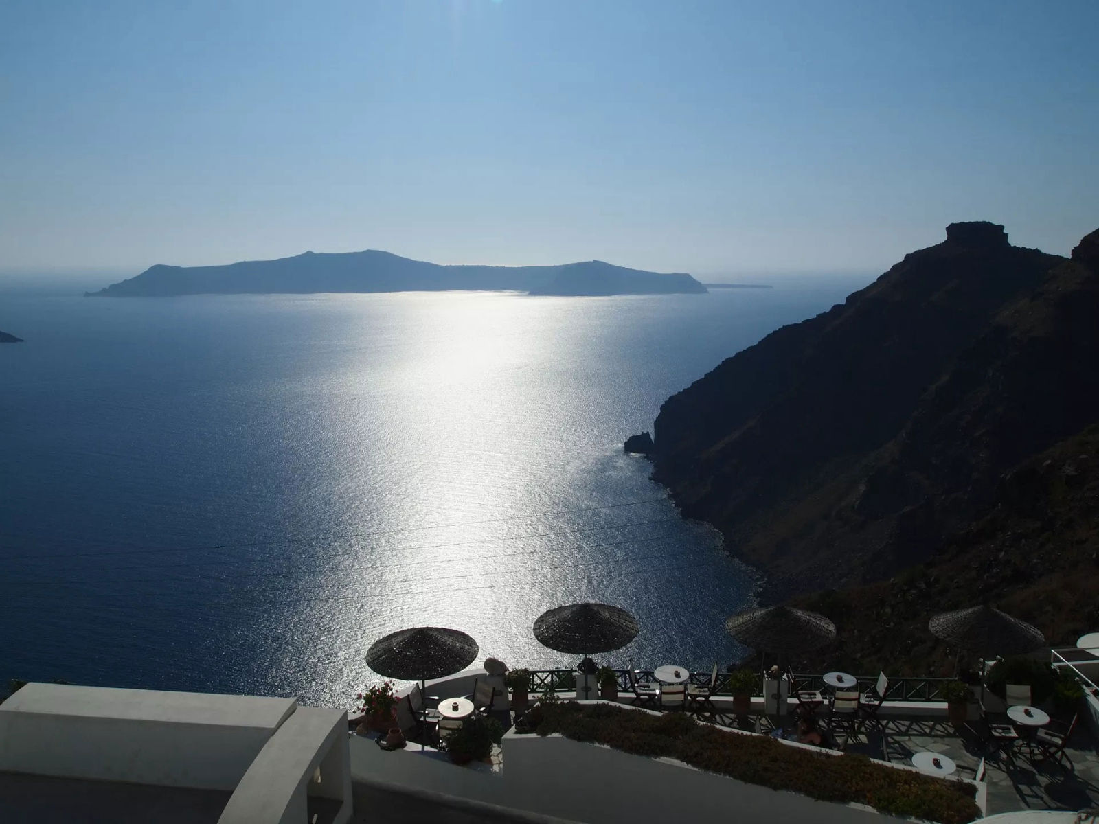 Cliff Side Suites