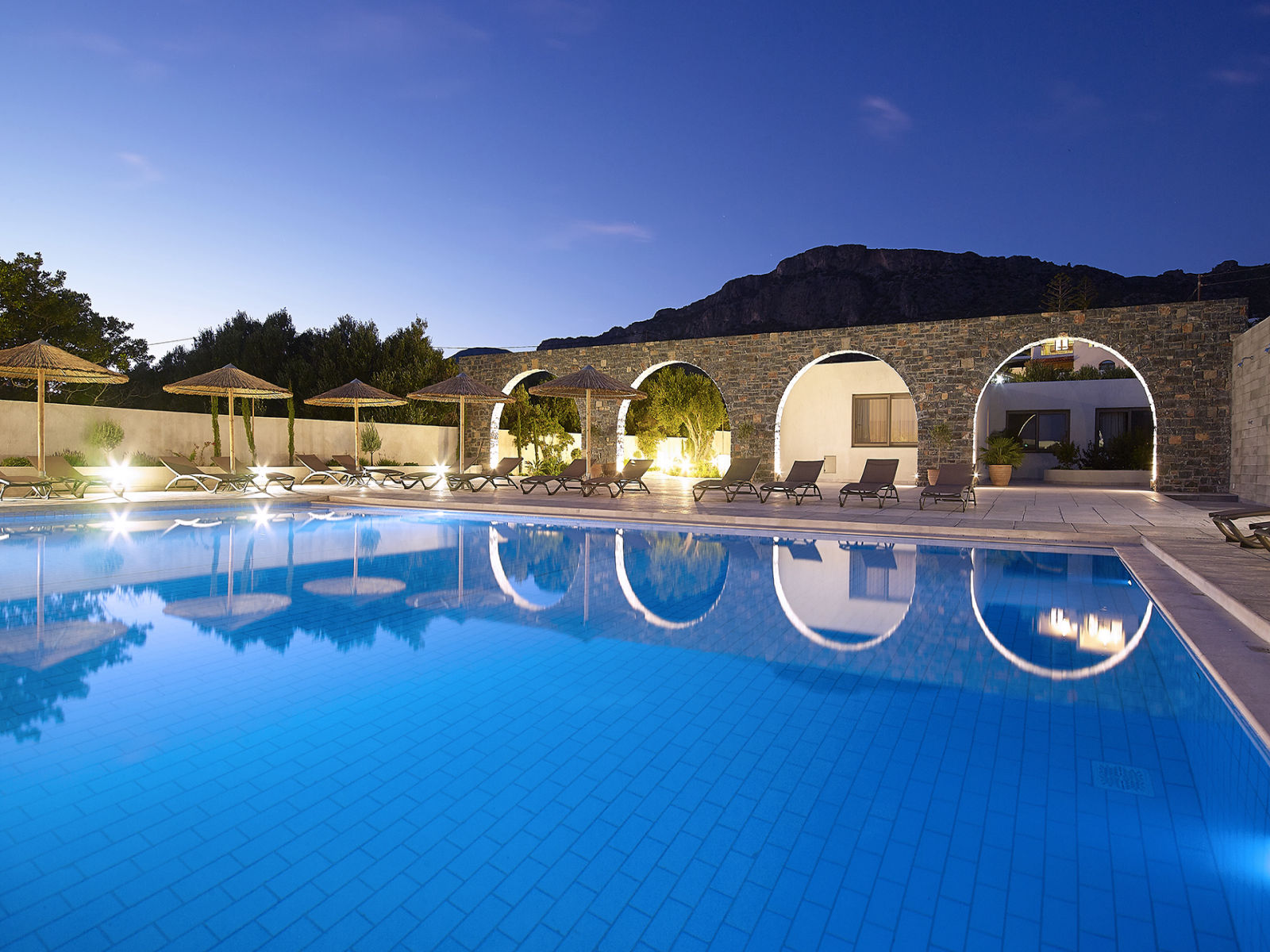 Coriva Beach Hotel