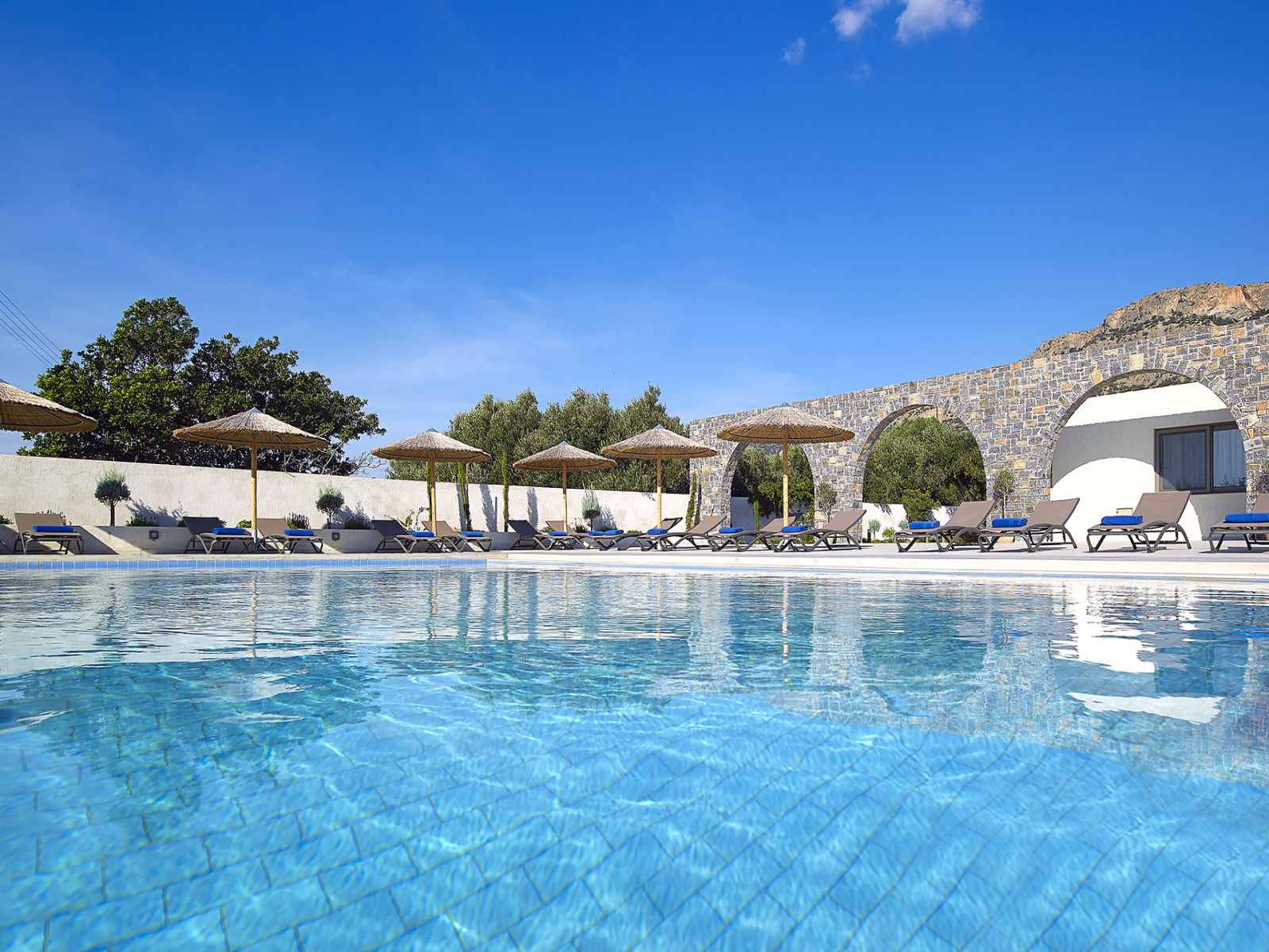 Coriva Beach Hotel