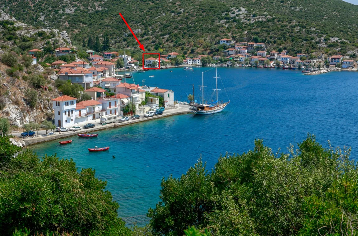 Sea Side Studio with Balcony and Sea View