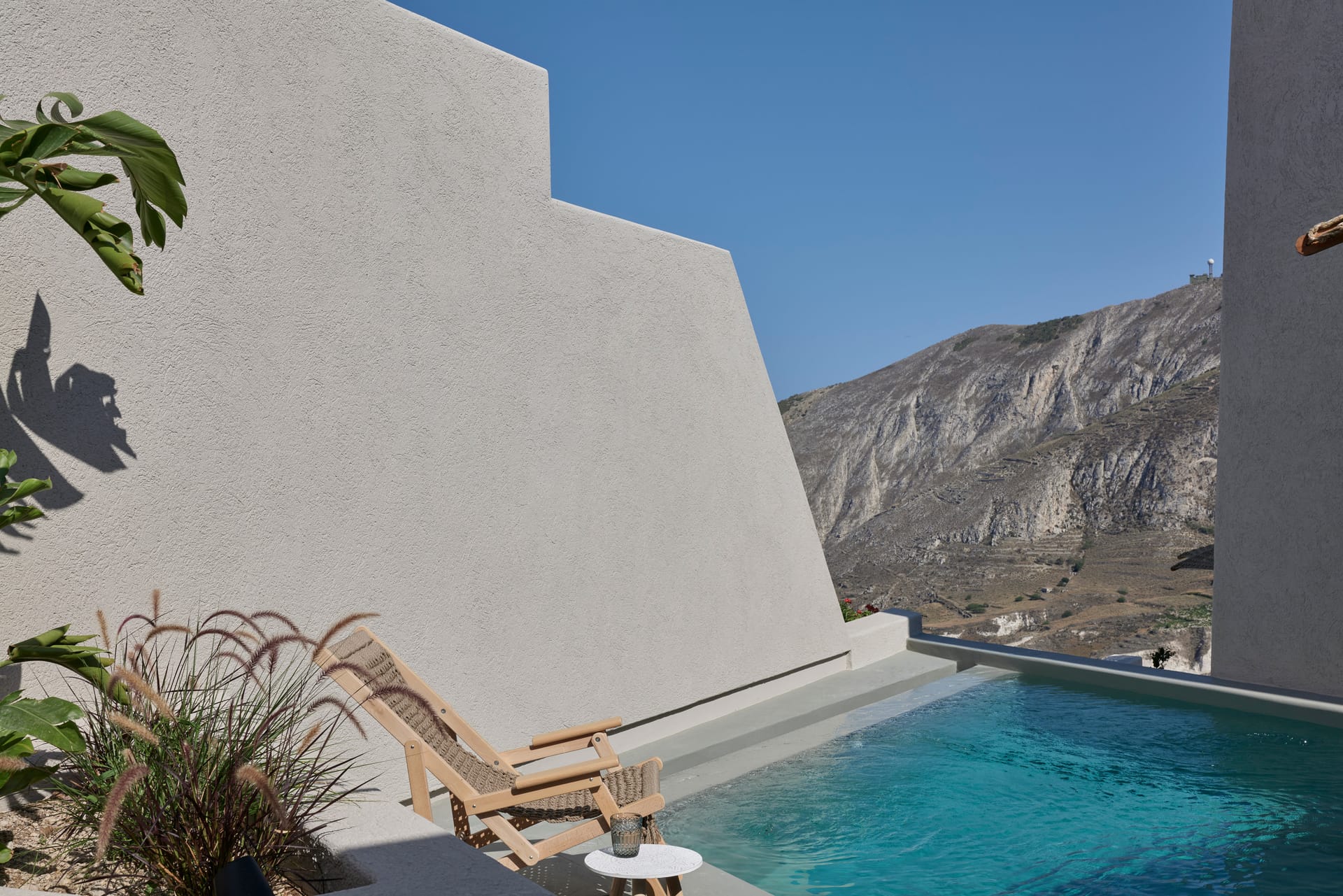 Aeon Suites Santorini