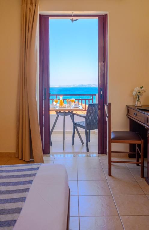 Laza Beach Inn Agistri