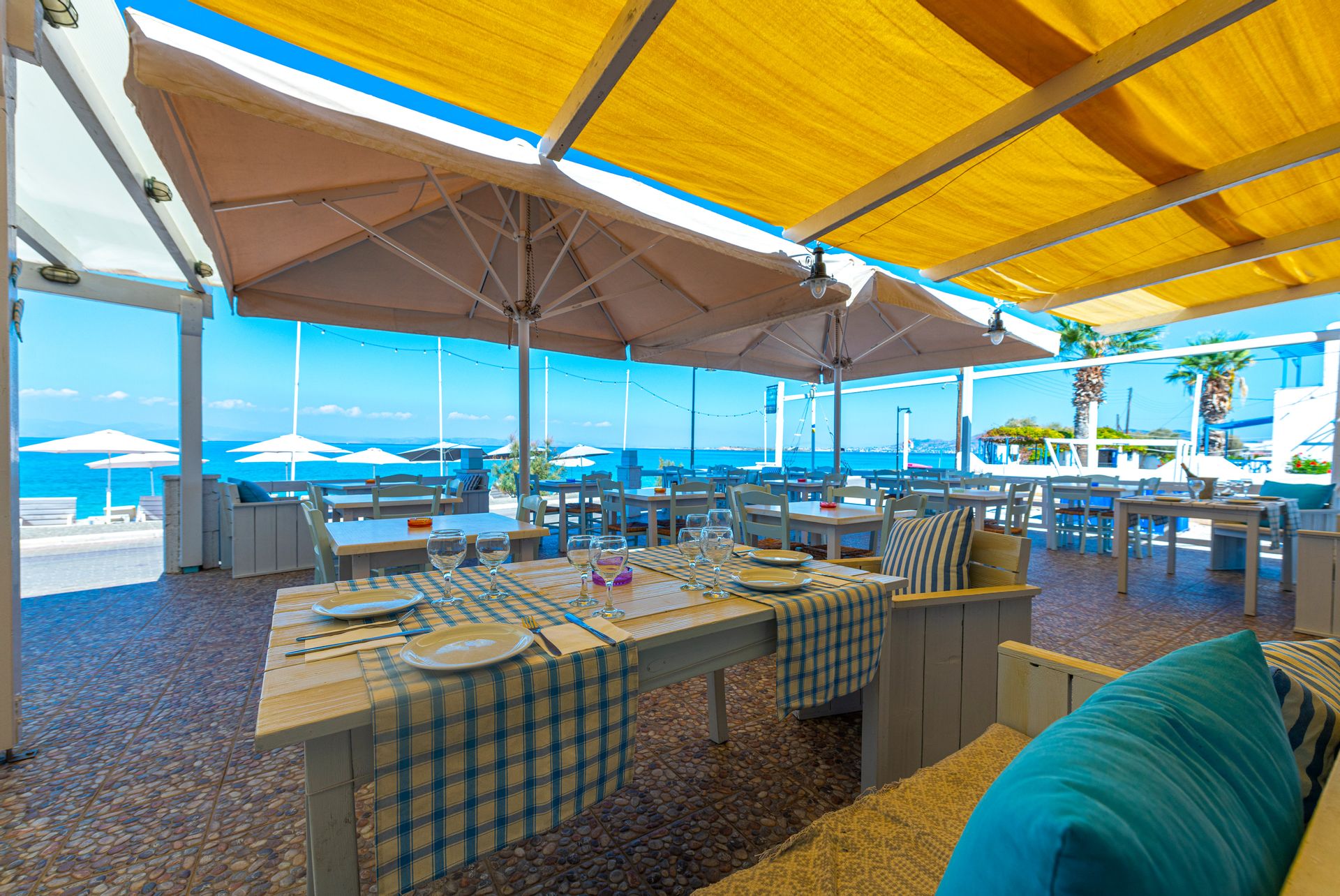 Laza Beach Inn Agistri