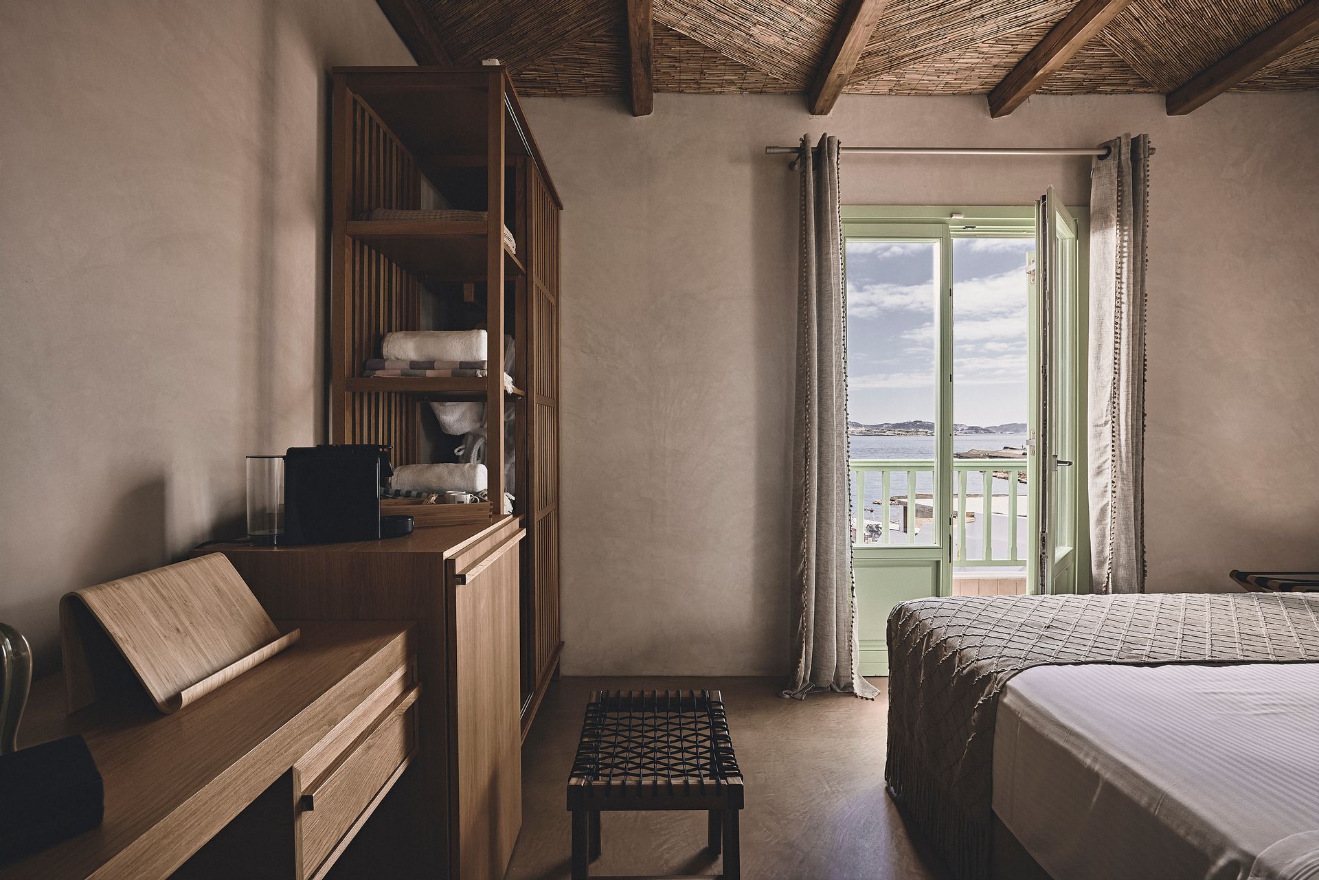 Noon Beyond Accommodation Milos