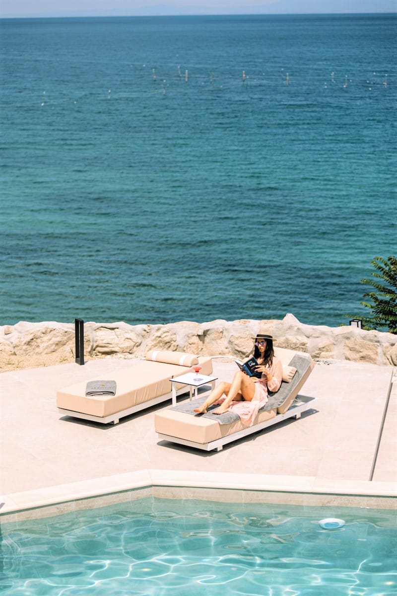 Akrotiri Olympus Luxury Suites