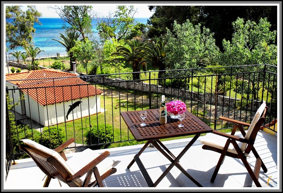 Albouro Seafront Apartments