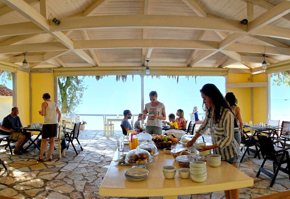 Albouro Seafront Apartments