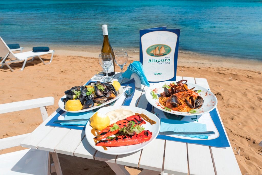 Albouro Seafront Apartments