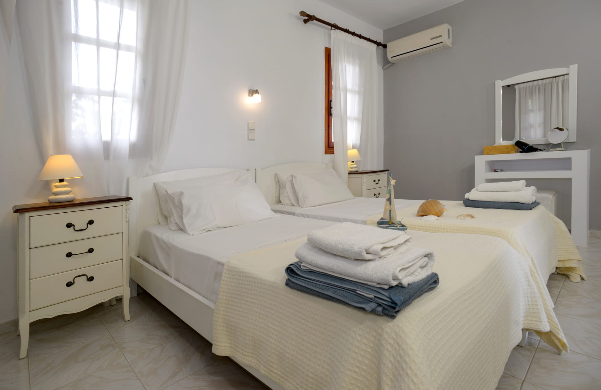 Albouro Seafront Apartments