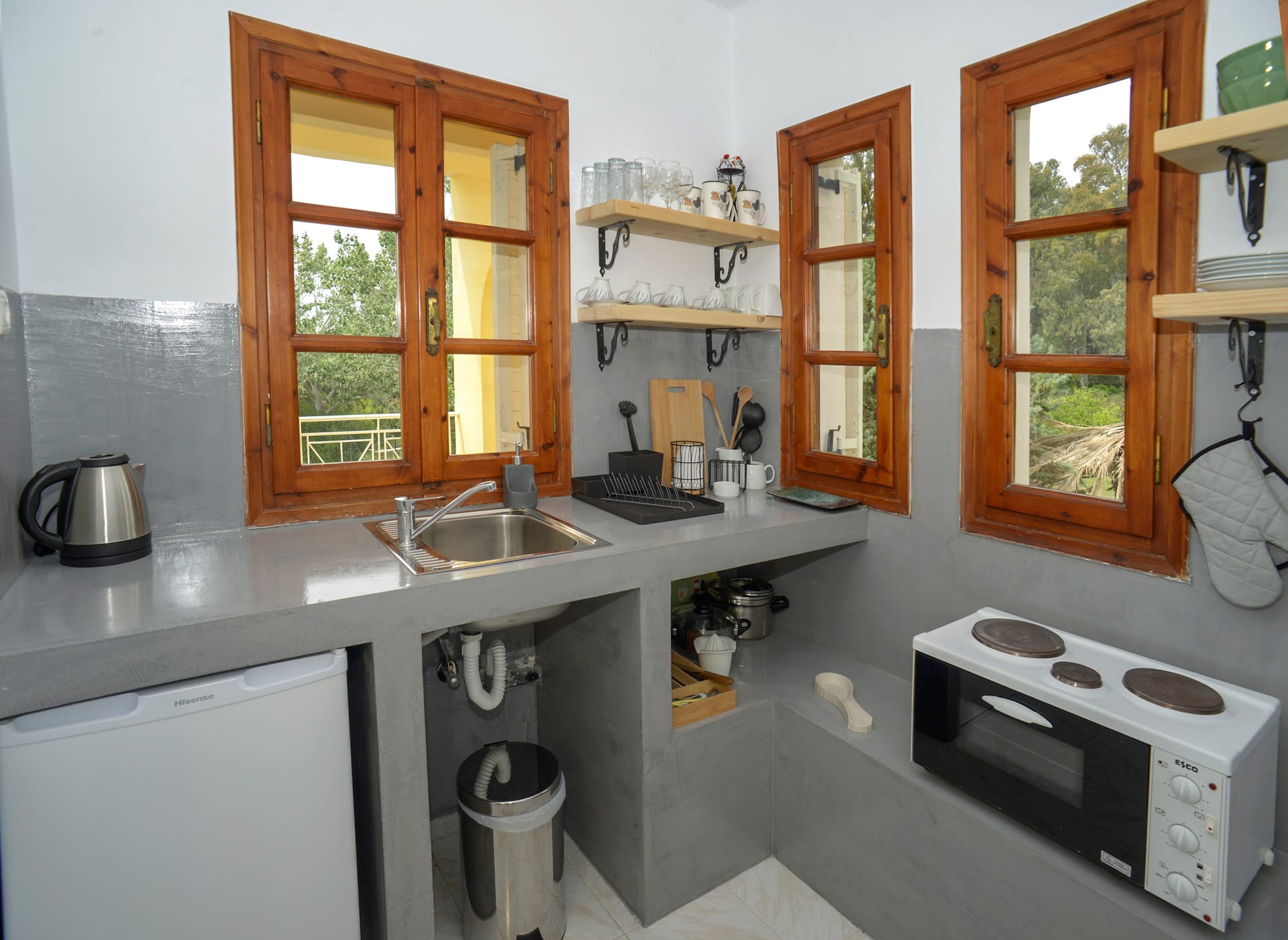 Albouro Seafront Apartments