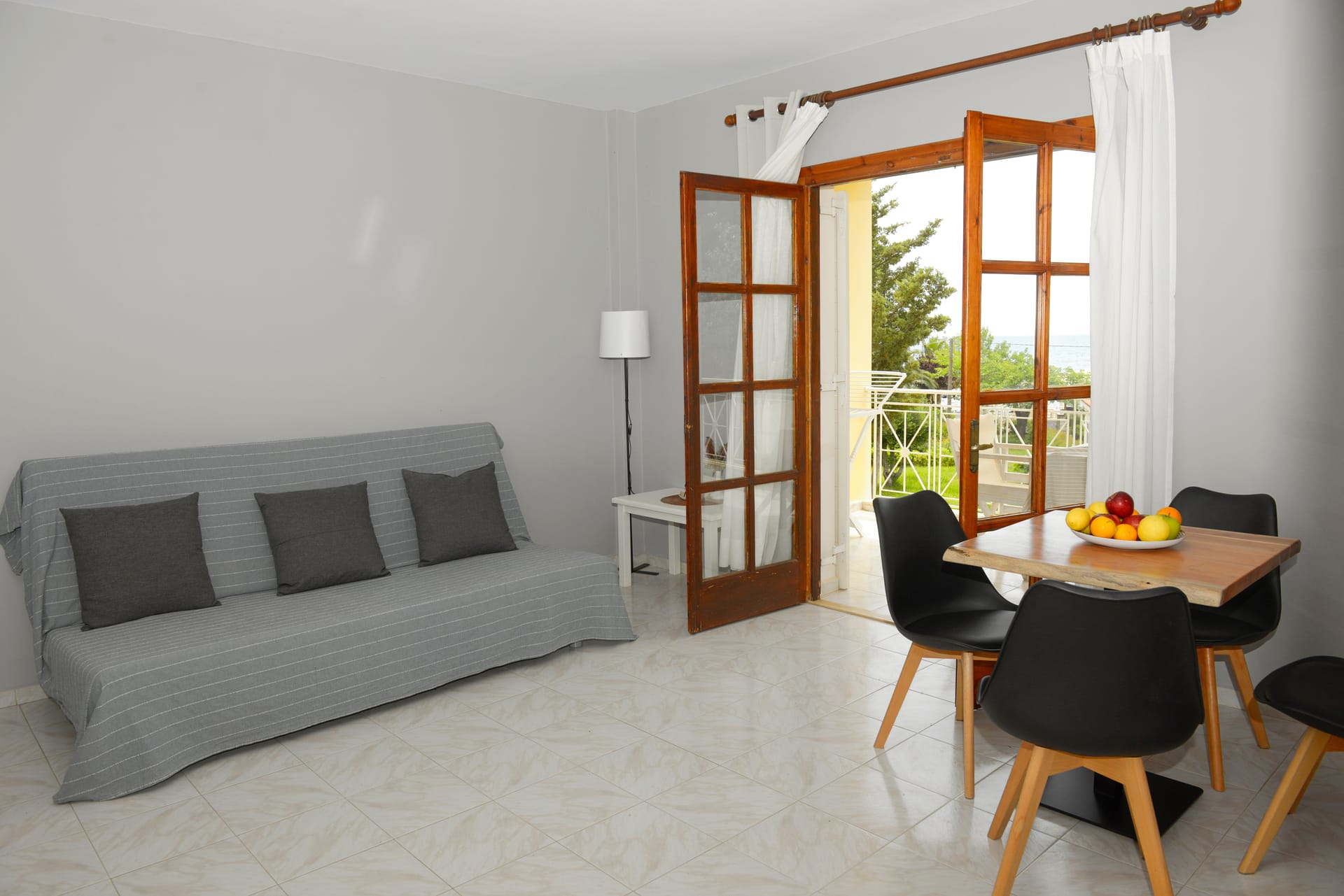 Albouro Seafront Apartments