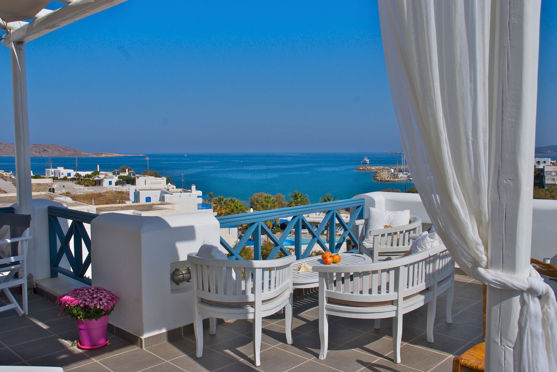Alexandros Apartments Paros