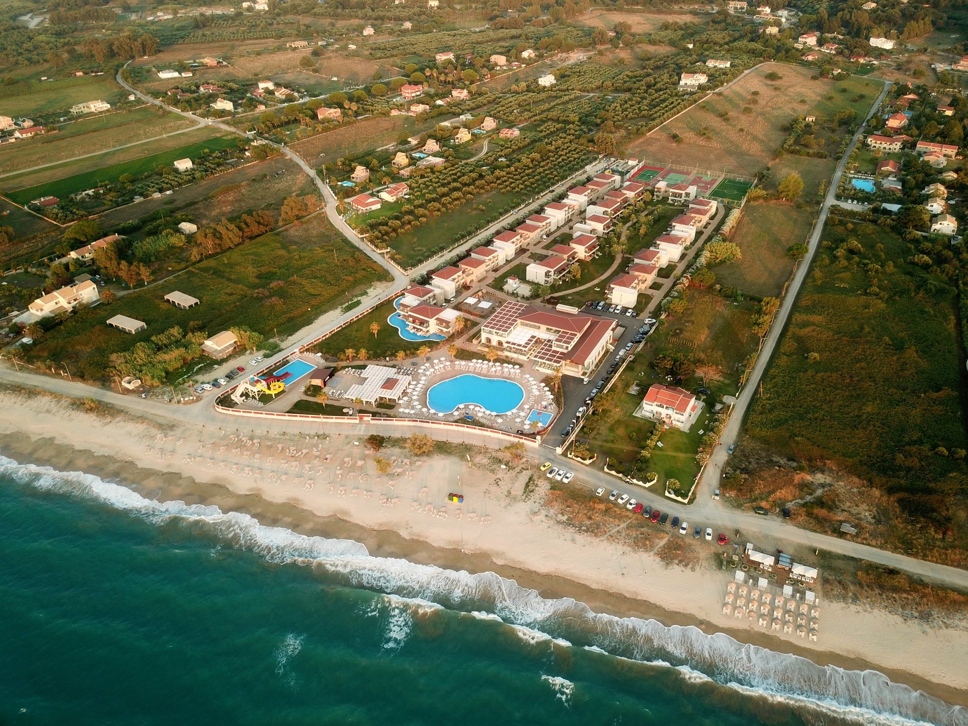Almyros Beach Resort & Spa