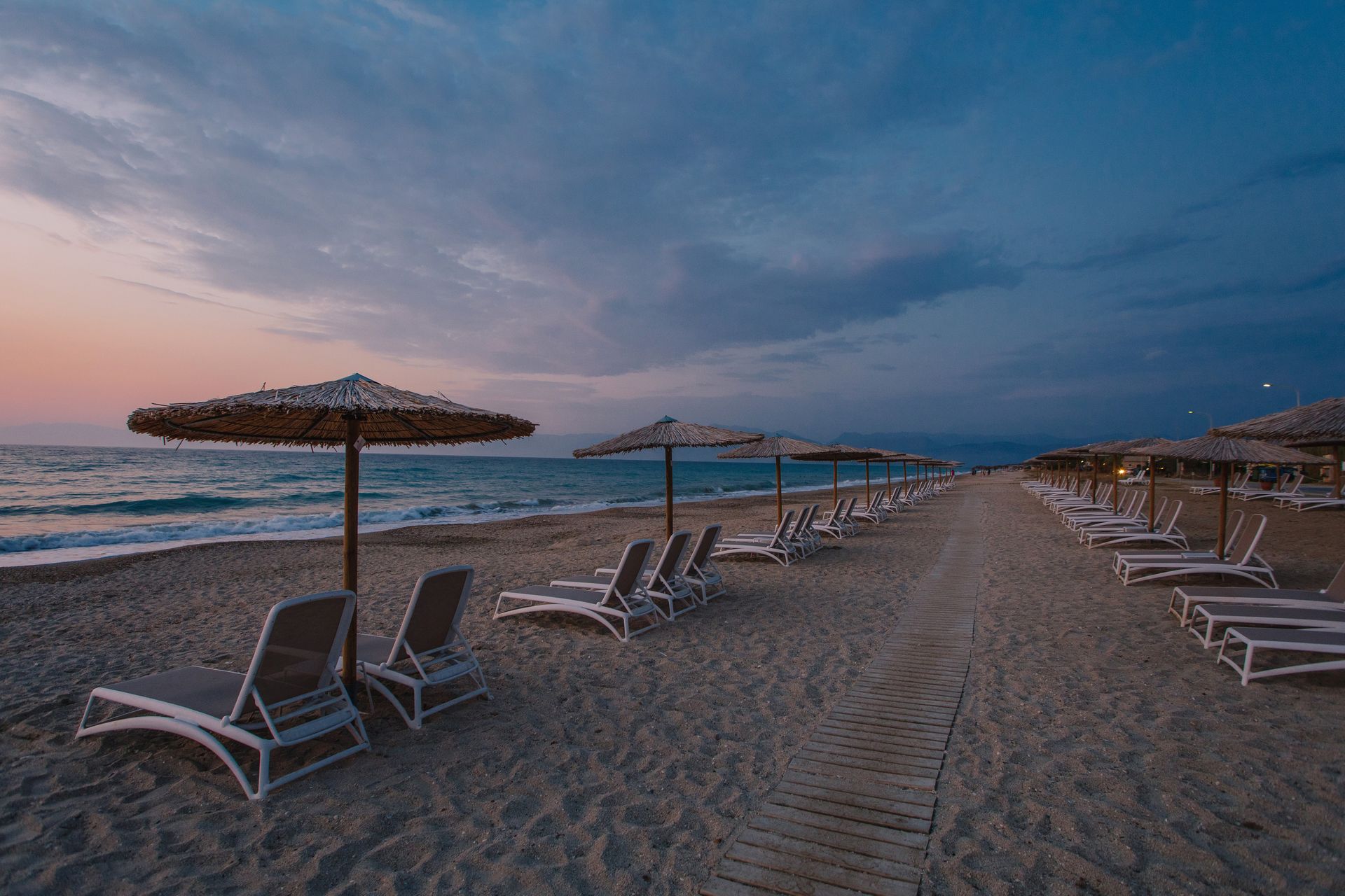 Almyros Beach Resort & Spa