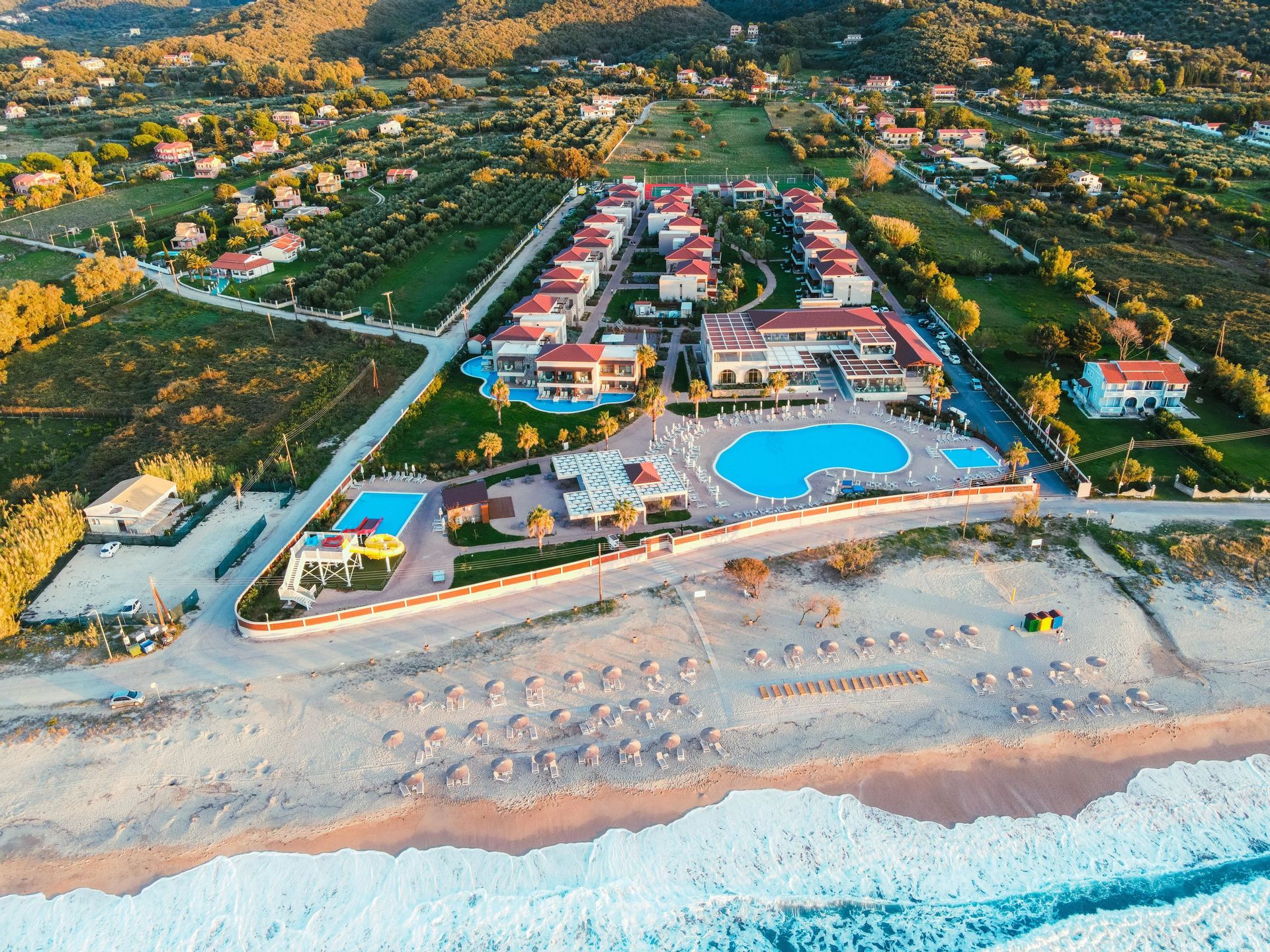 Almyros Beach Resort & Spa