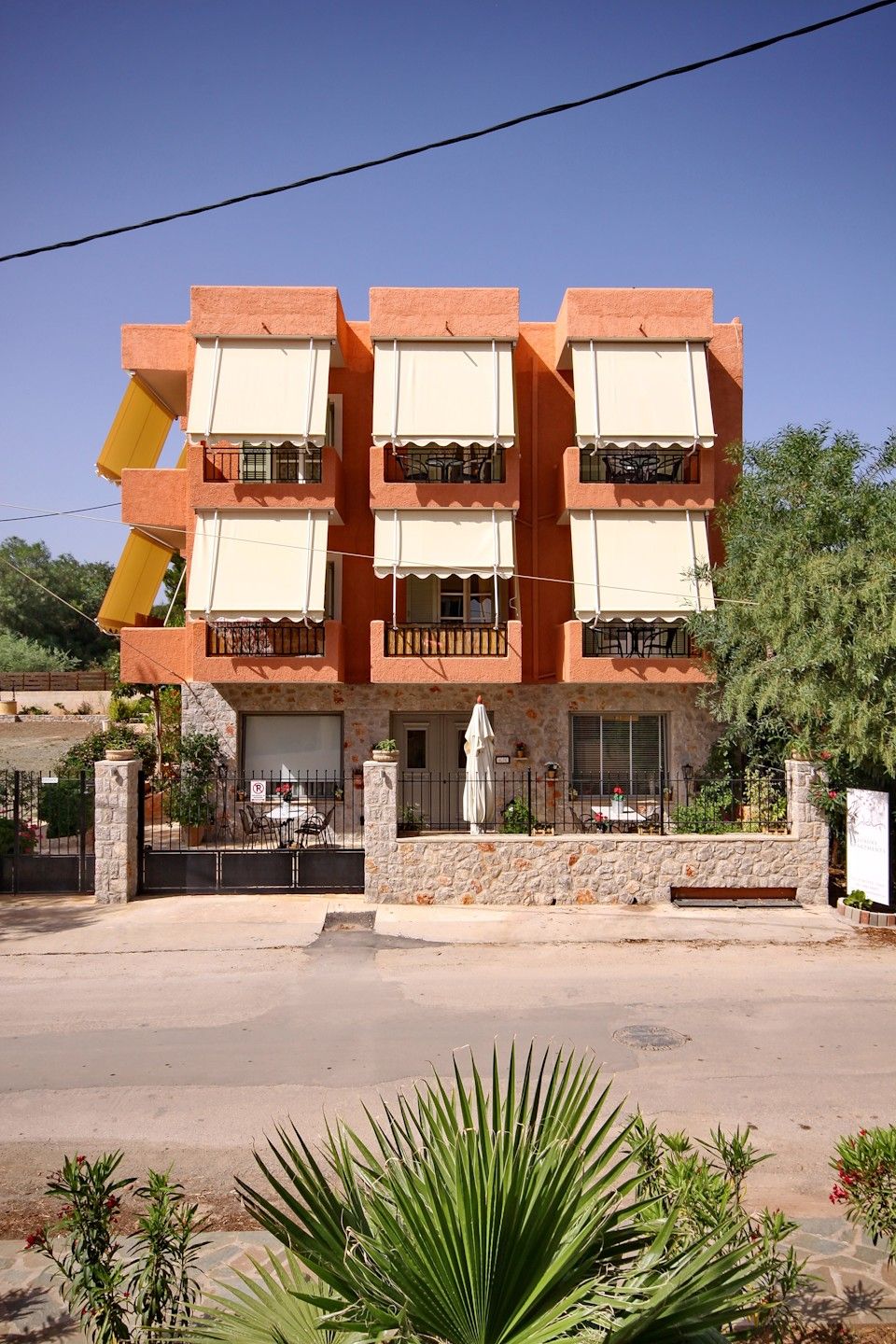 Aloe Luxury Apartments & Suites