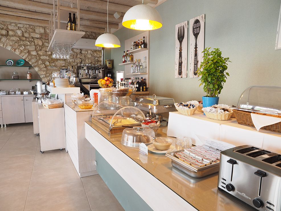 Amaryllis Beach Hotel