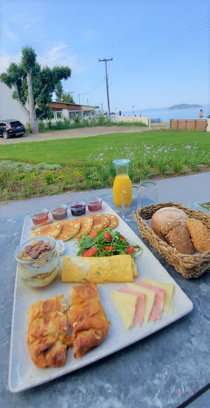 Amyntas Seafront Hotel - Adults Only