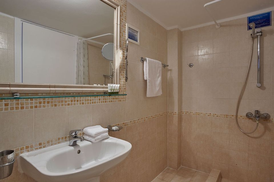 Anassa Mare Villas & Residences