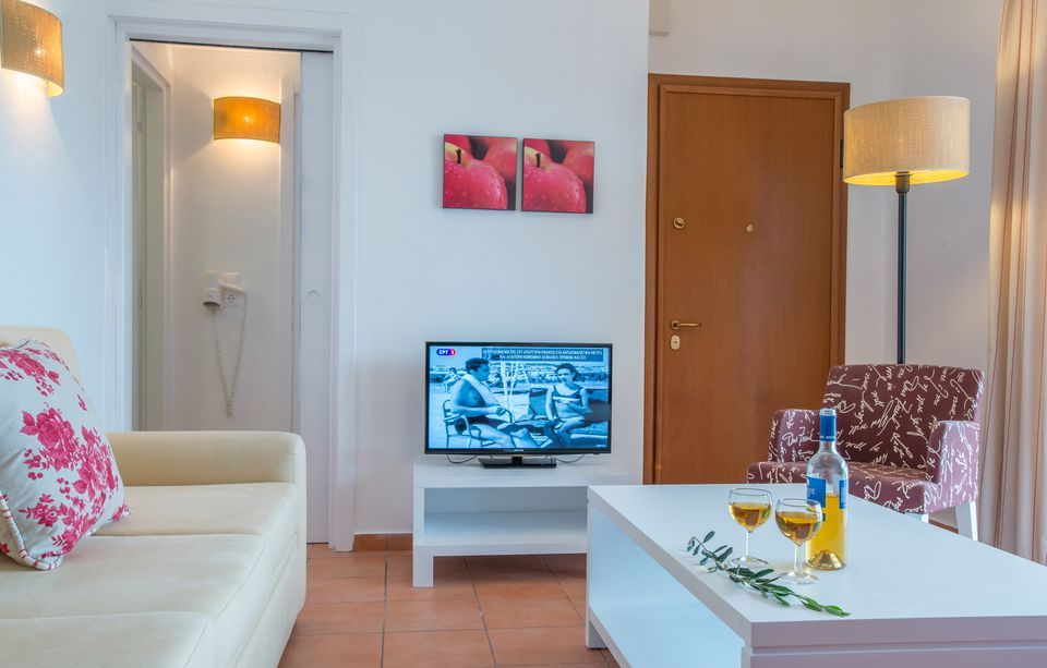 Anassa Mare Villas & Residences