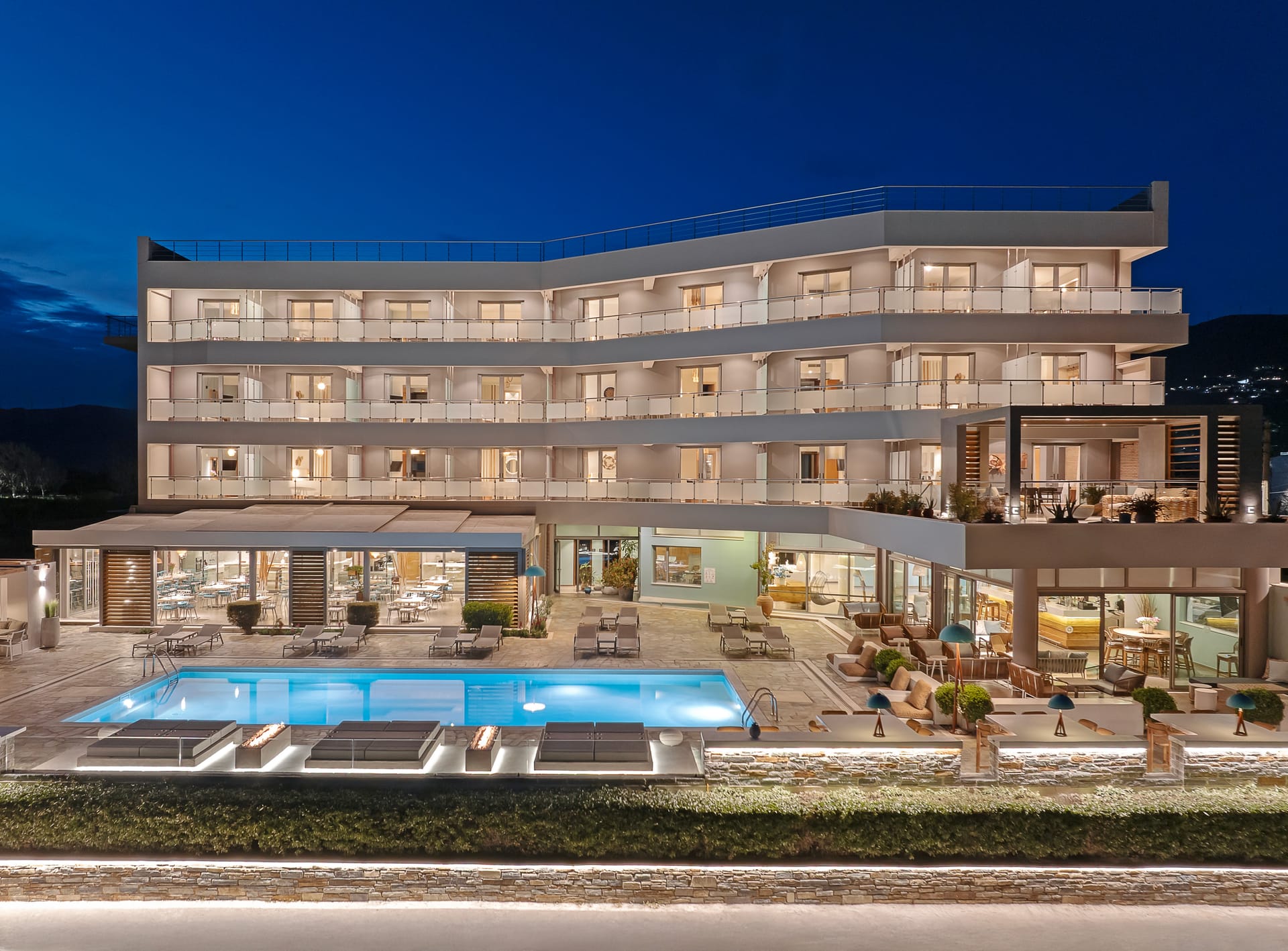Anastasia Hotel & Suites Karystos