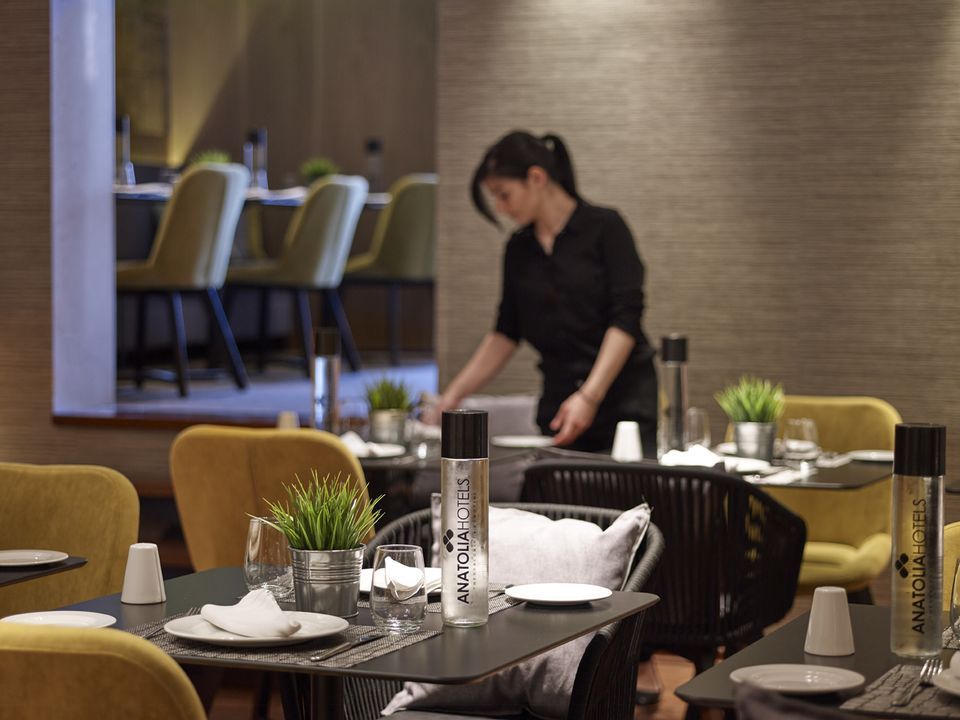 Aqua Bar & Restaurant