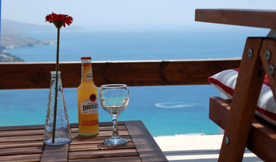 Andros Prive Suites, Kypri, Andros