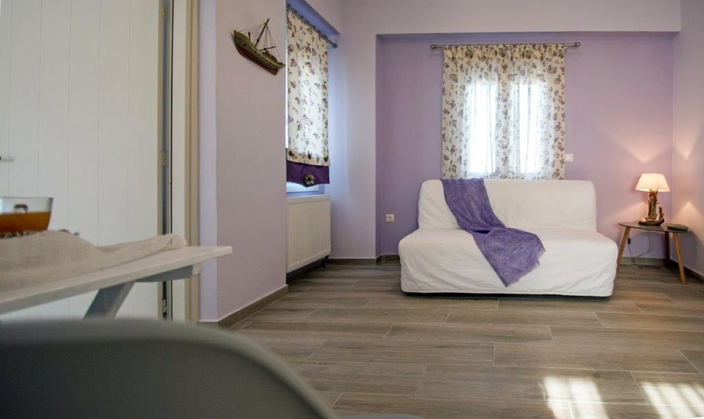 Avlemonas Bay Sea Houses