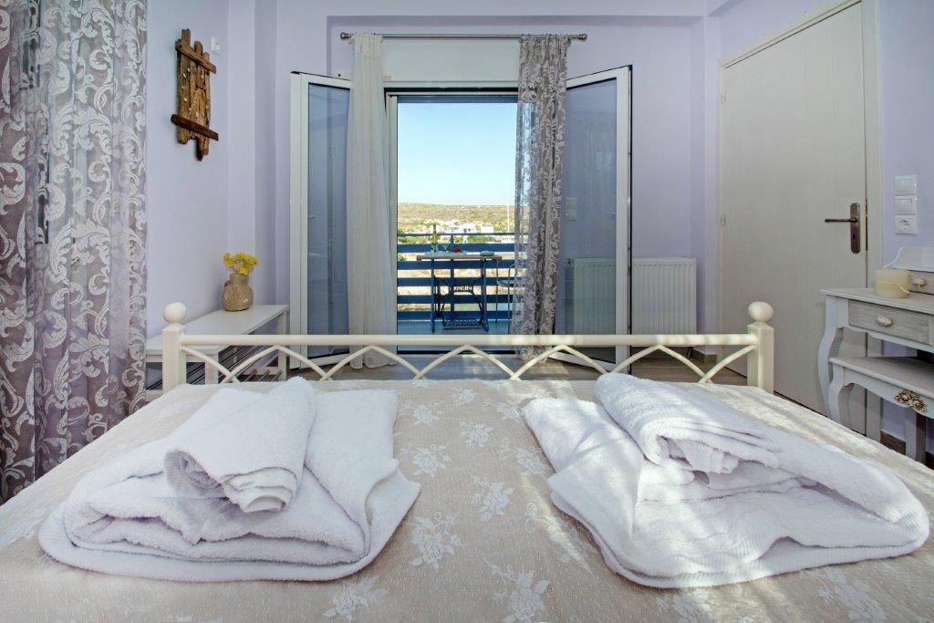 Avlemonas Bay Sea Houses