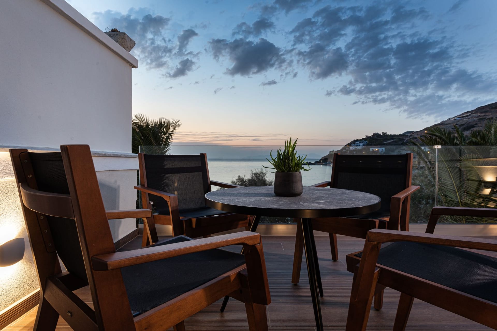 Aniv Villa by The Sea