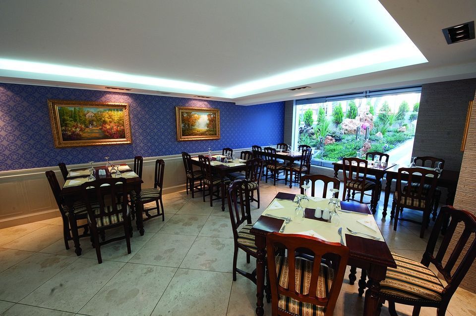 Elinotel Apolamare Hotel