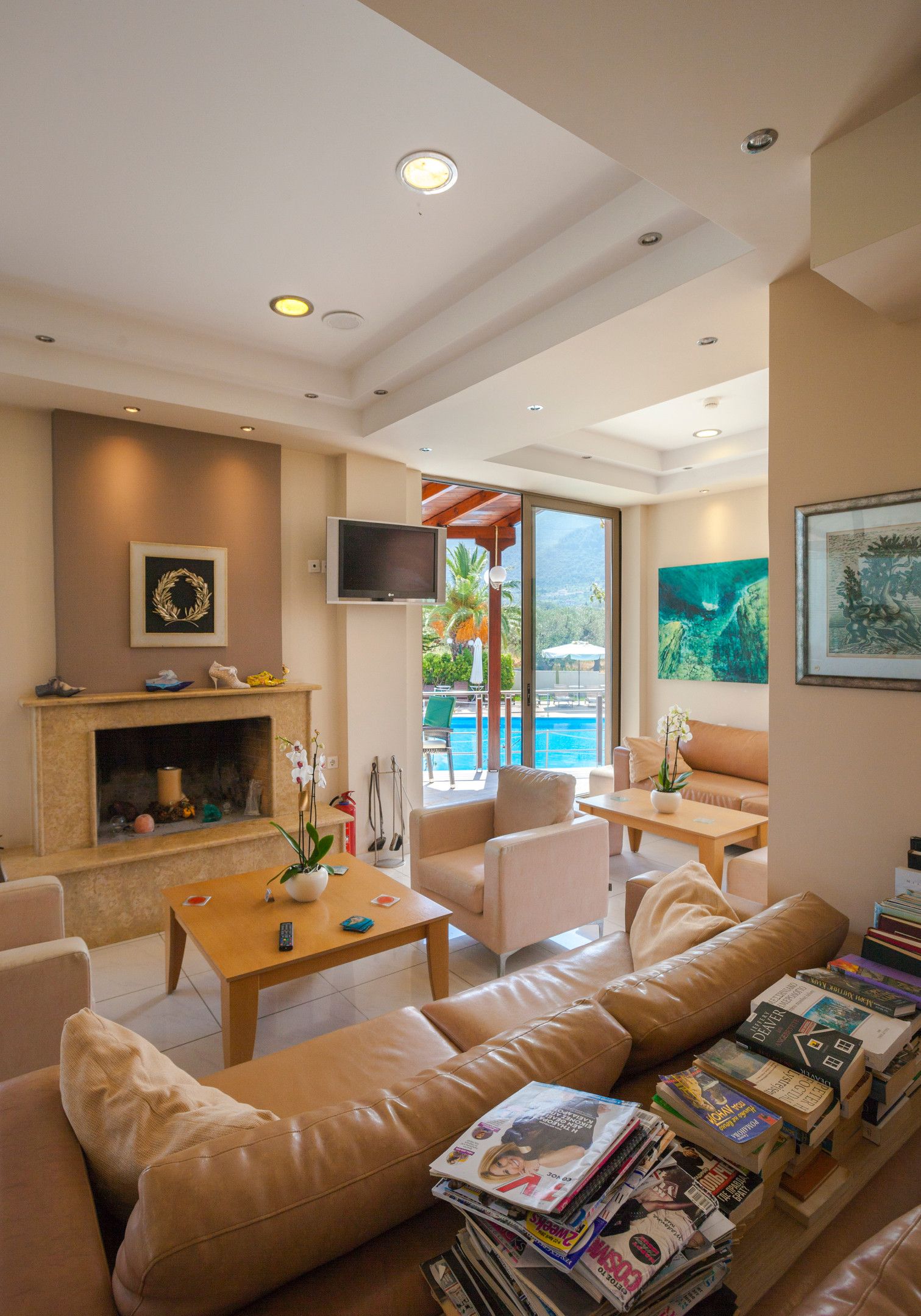 Apollo Resort Art Hotel - Hotel Business Christodoulou sisters LTD