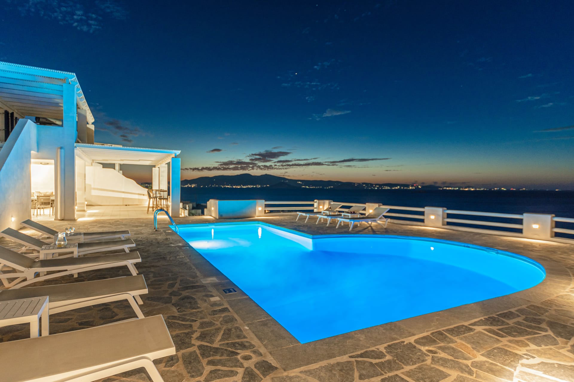 Apricot & Sea Luxury Villas Naxos