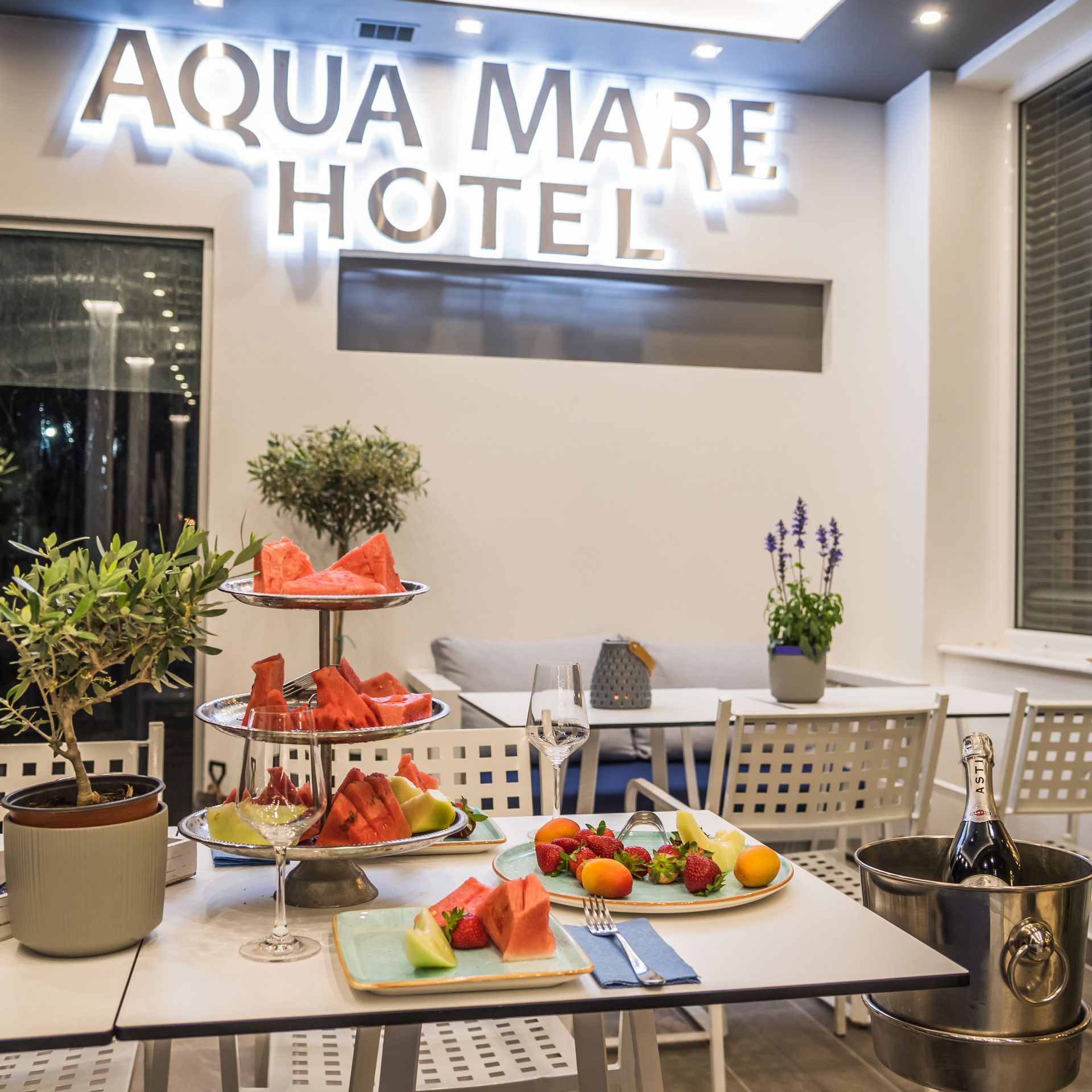 Aqua Mare Hotel & Sea Side