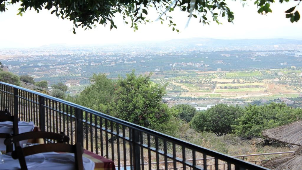 Arolithos Traditional Cretan Village