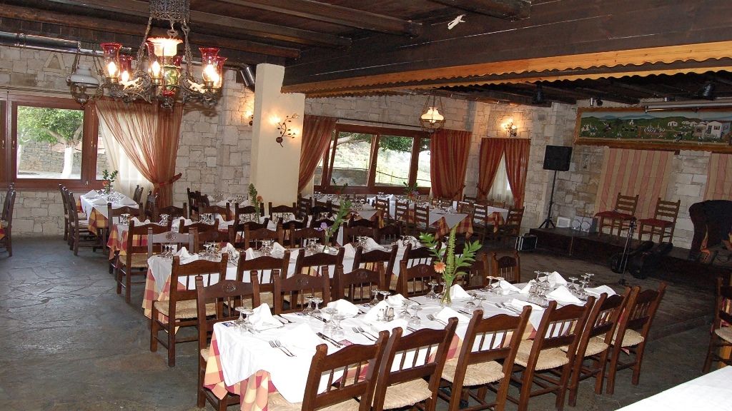 Arolithos Traditional Cretan Village