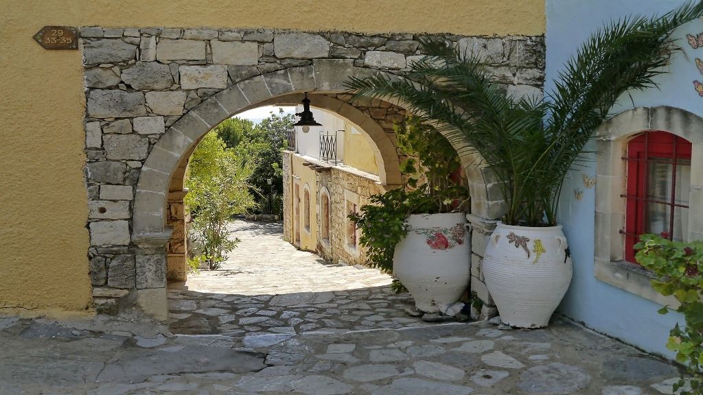 Arolithos Traditional Cretan Village