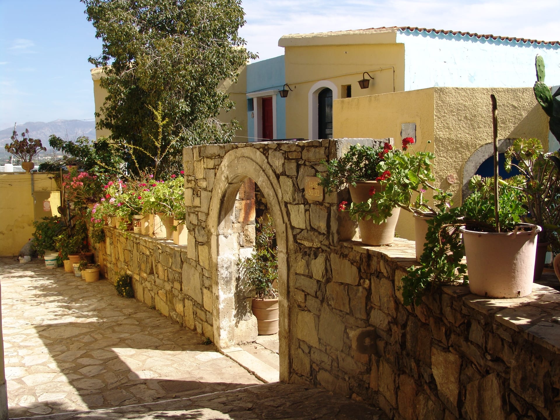 Arolithos Traditional Cretan Village