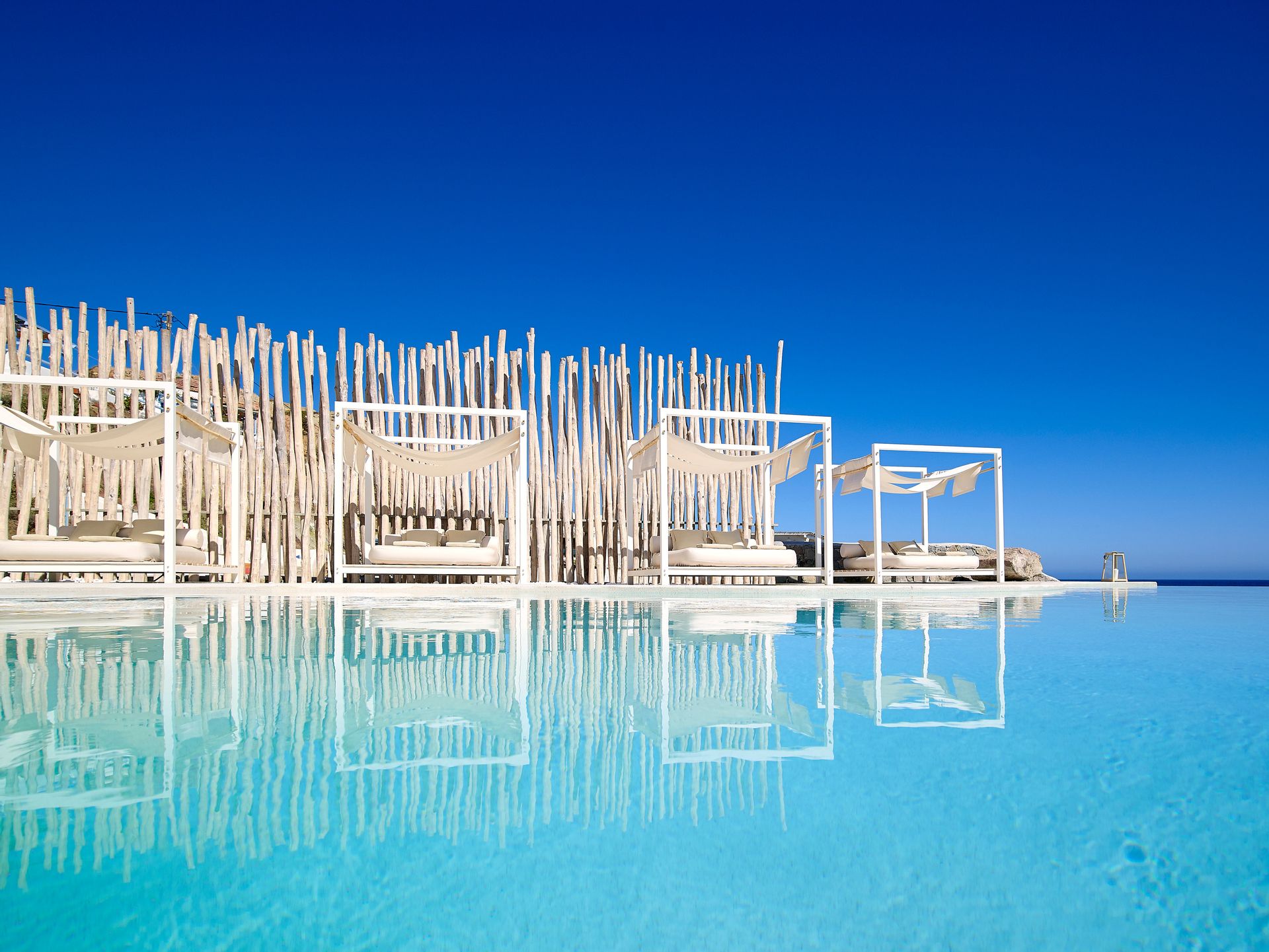 Artemis Seaside Resort