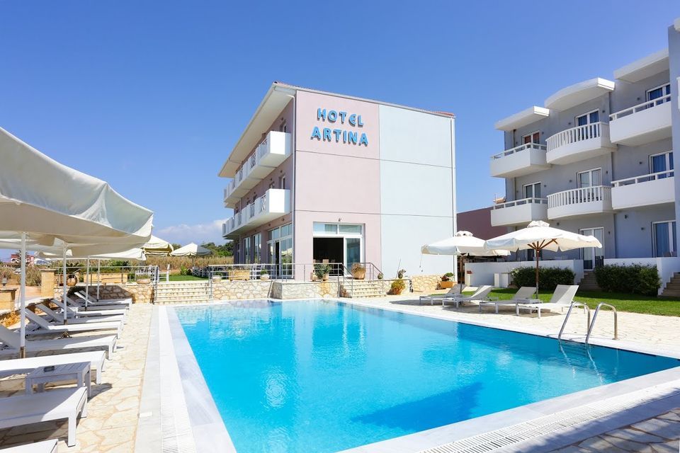Artina Hotel