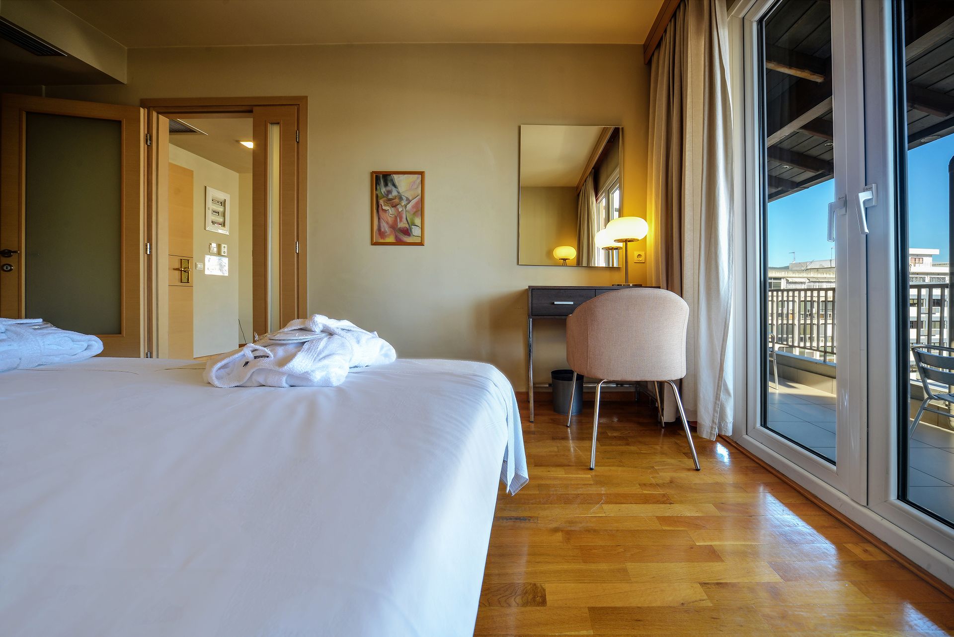Excellently situated in downtown next to the shopping center and of course the nightlife of Thessaloniki, ASTORIA is a 3-star Superior hotel open to every traveler seeking courtesy, hospitality and comfort and our ADDED VALUE HOSPITALITY.